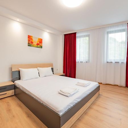 Hotel Ариа Veliko Tărnovo Esterno foto