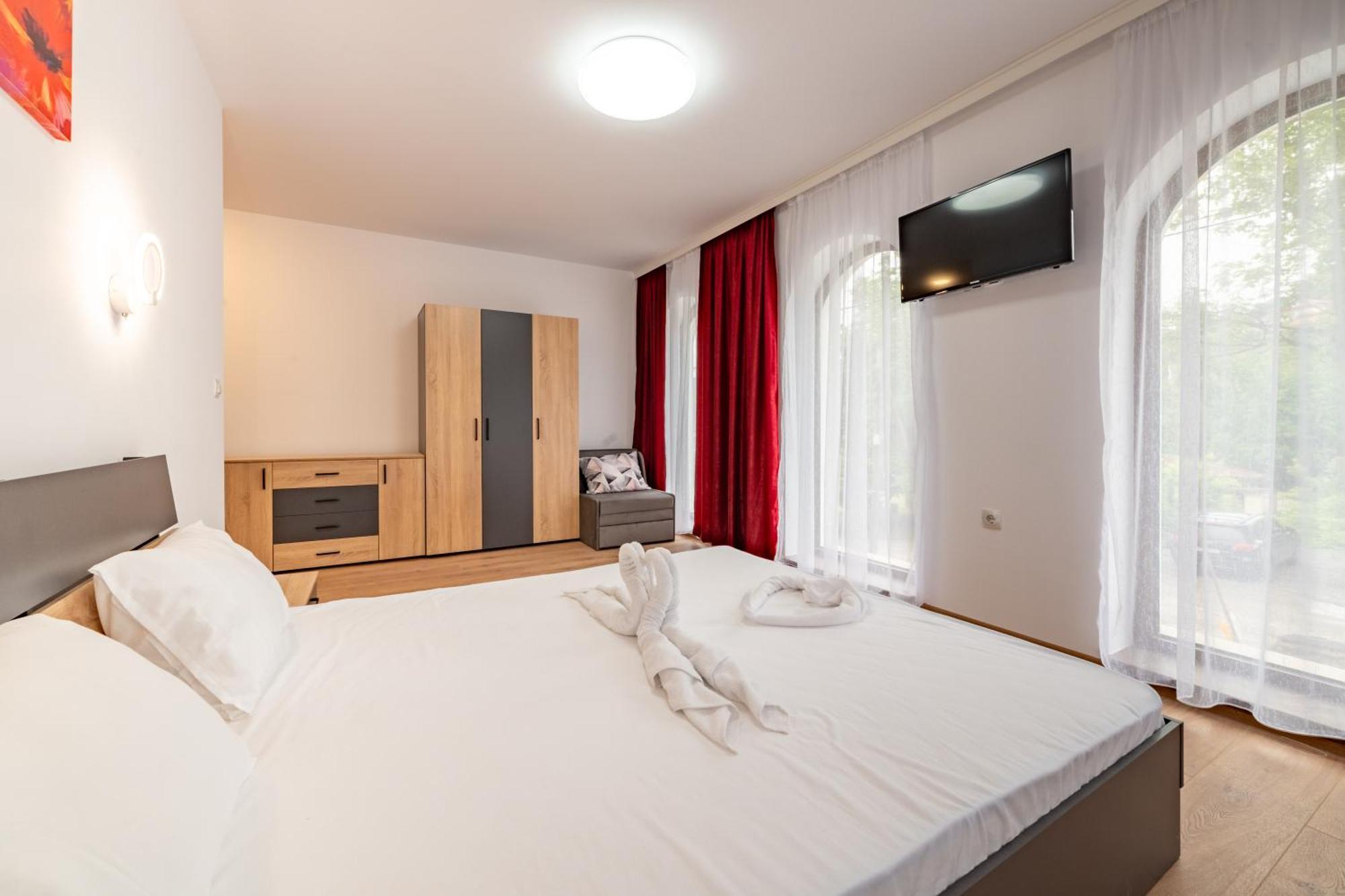 Hotel Ариа Veliko Tărnovo Esterno foto