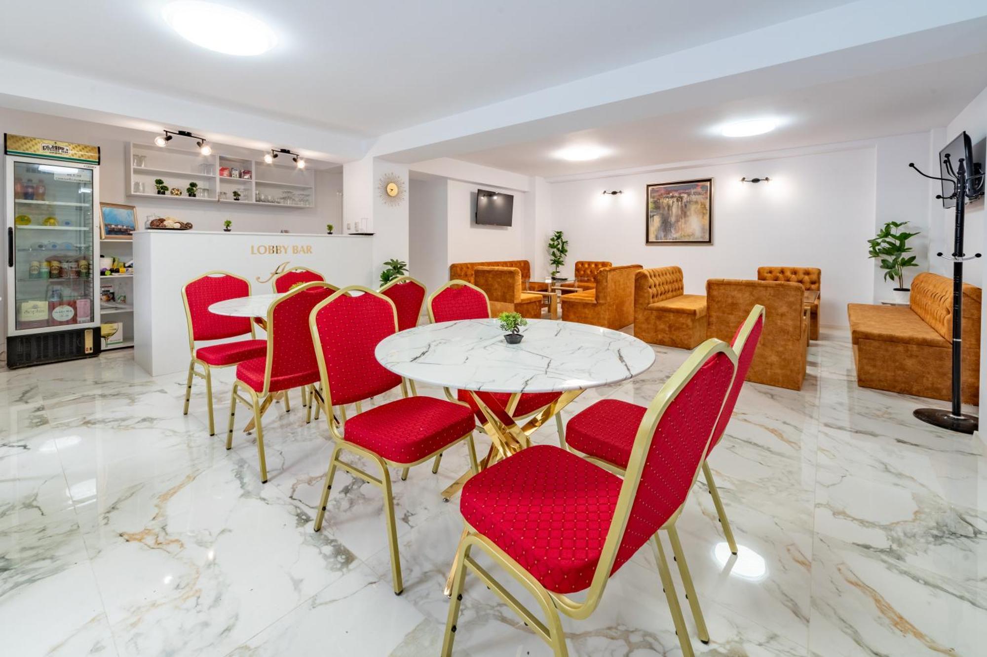 Hotel Ариа Veliko Tărnovo Esterno foto