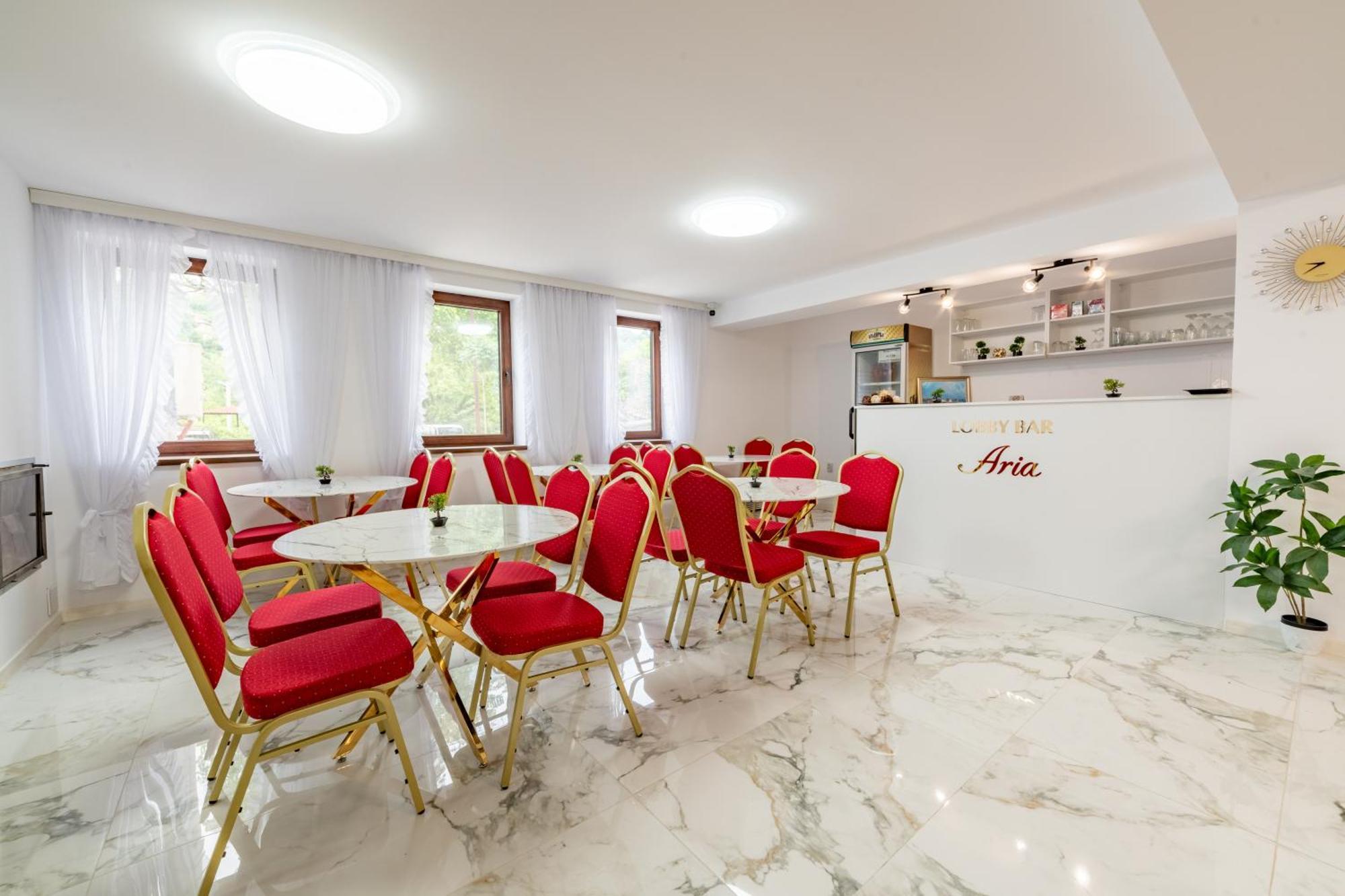 Hotel Ариа Veliko Tărnovo Esterno foto