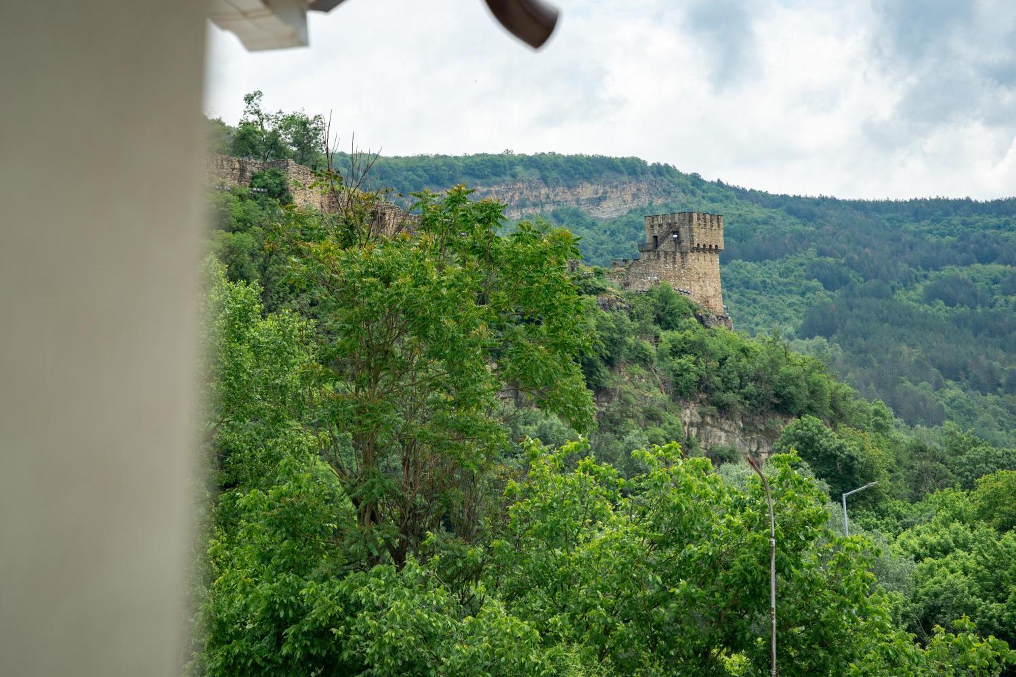 Hotel Ариа Veliko Tărnovo Esterno foto